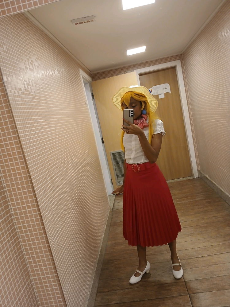 Meu cosplay novo da princesa peach!