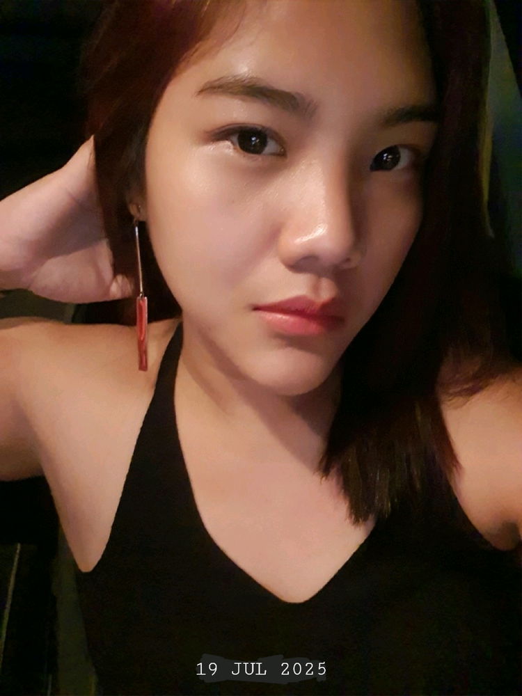 Unbothered Queen 👸