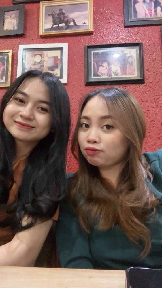 Get some food with bestiee