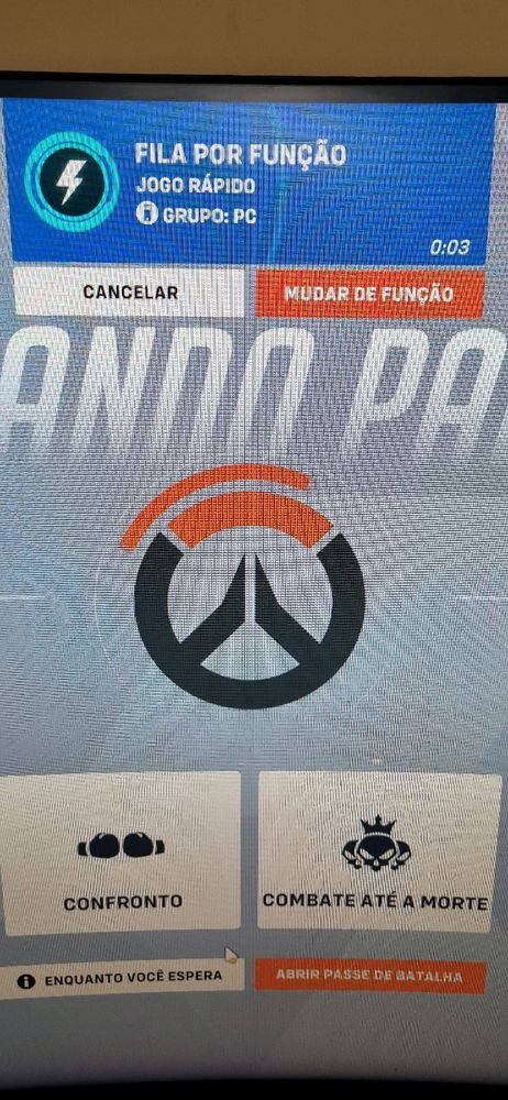 Sábado jogando um overwatch