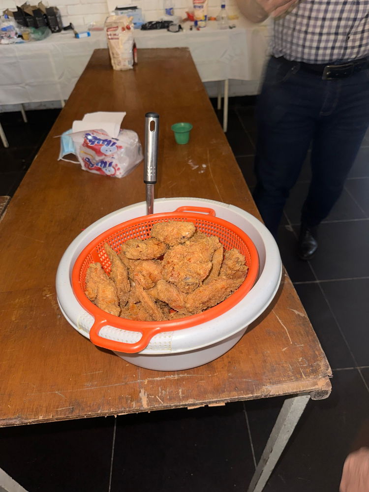 Alitas de pollo con o sin bbq?