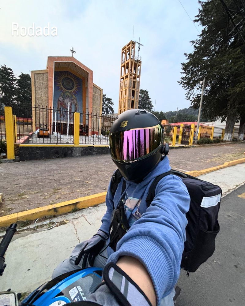 Soy Uber moto y he tenido varias experiencias tanto curiosas, chistosas, divertidas y hasta raras ¿Ustedes tienen alguna experiencia?