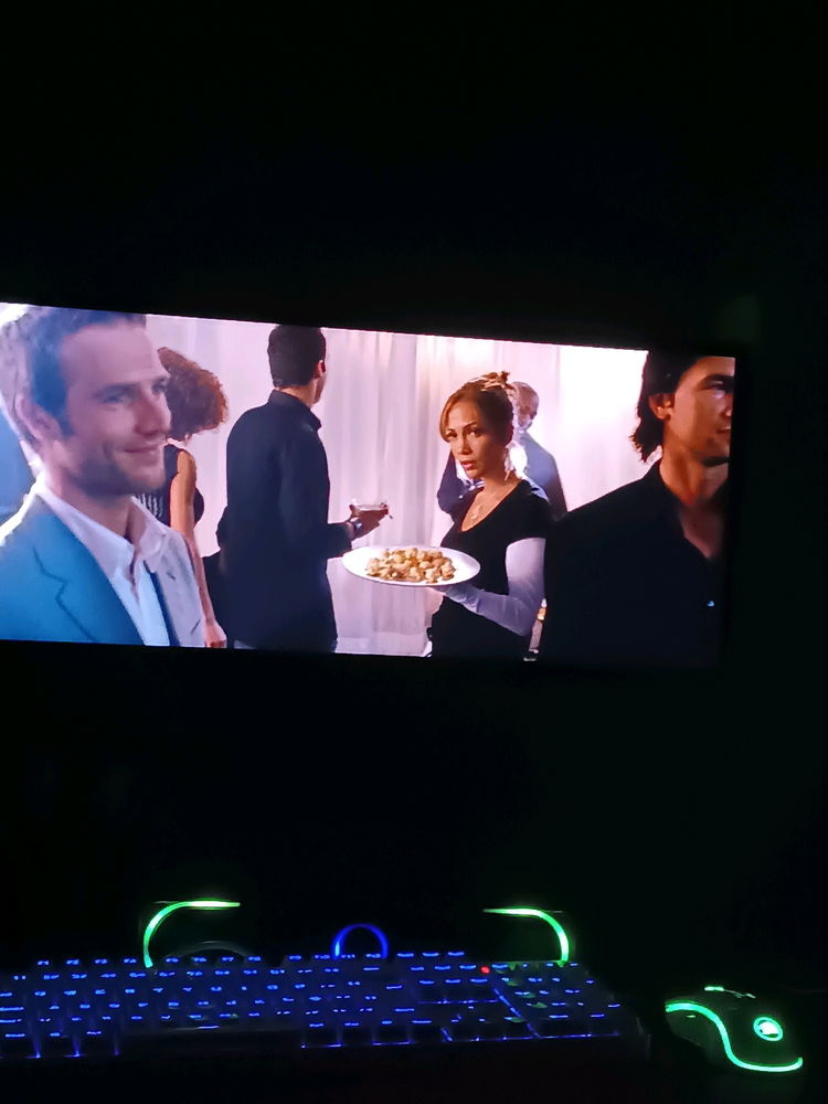 Dei play num filminho com a Jlo de 2004: meu tipo favorito
