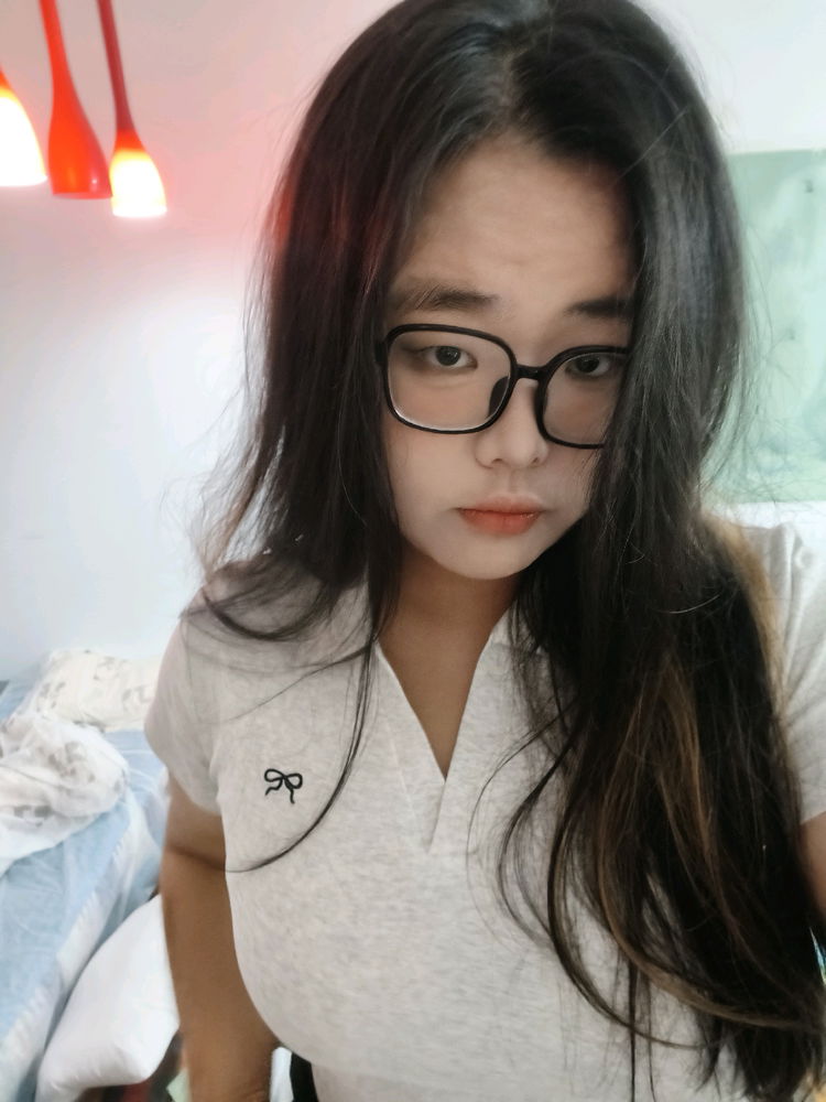 I am always fascinated by girls younger than me and boys older than me😋