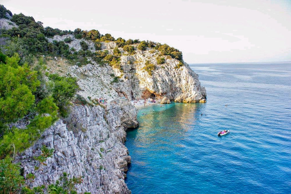 Lovers Beach