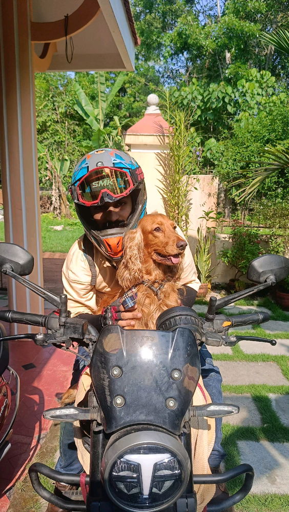 Itachi is ready for a bike trip