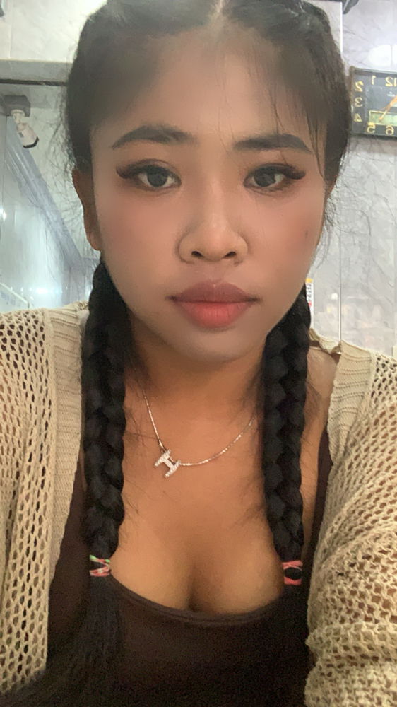 👩🏽