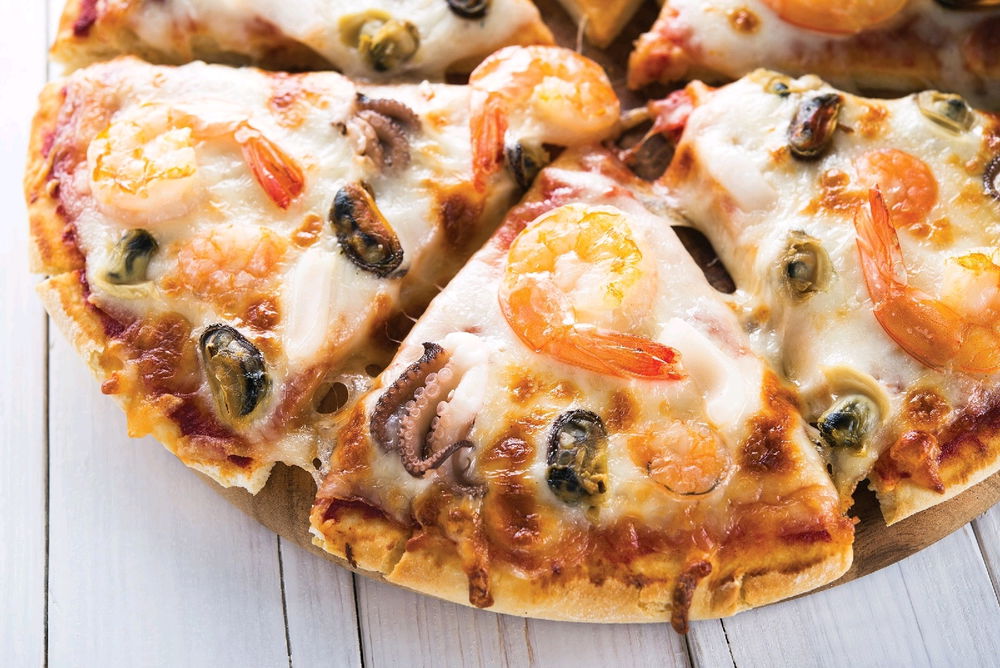 What's everyone's controversial pizza opinion?