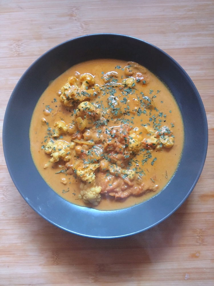 Curry z kalafiorem