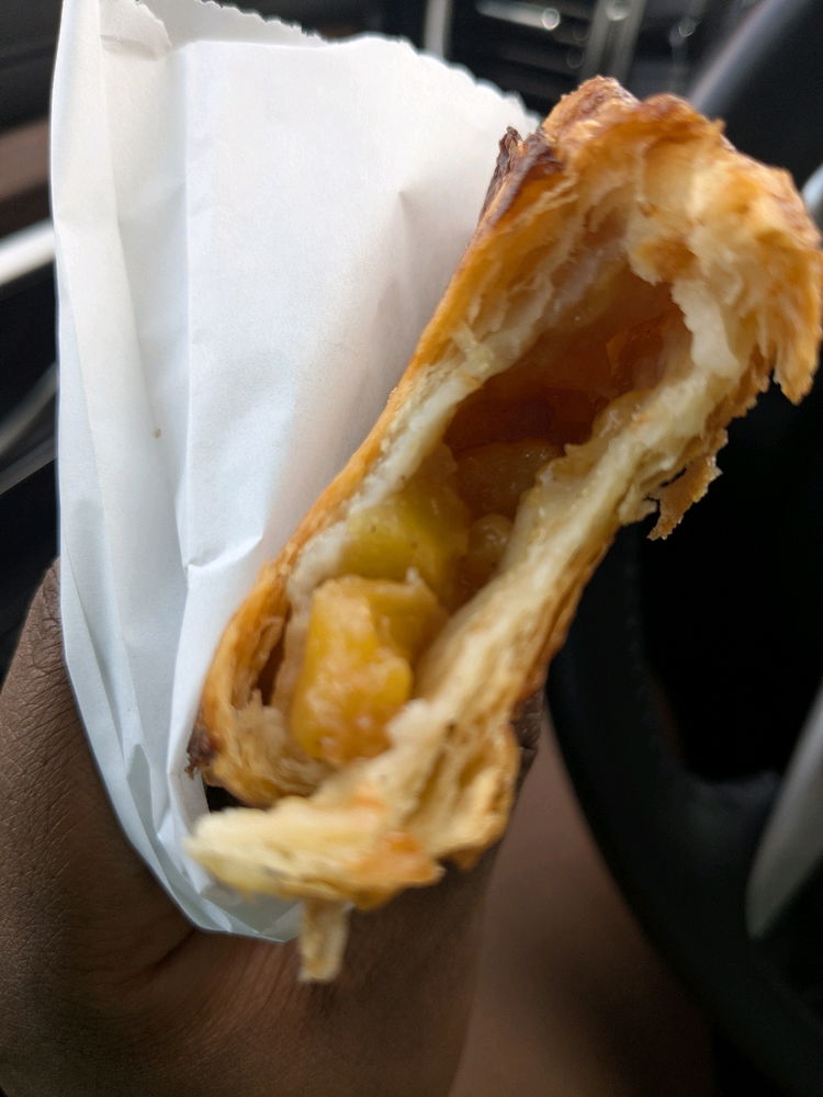 Daily Cafe Trip-Peach Brown Sugar Pie