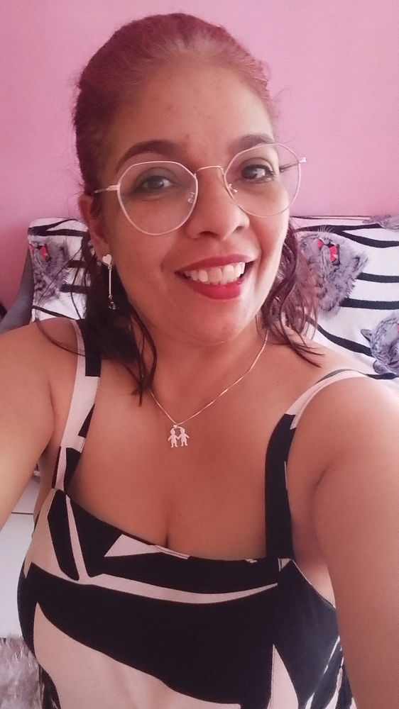 Solteira eu me deito Sem Chifre eu me levanto kkkkk