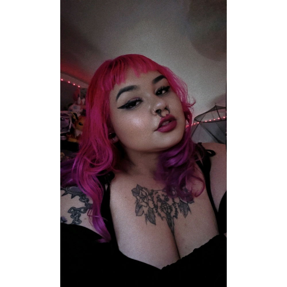 Feelin myself 🩷🕸