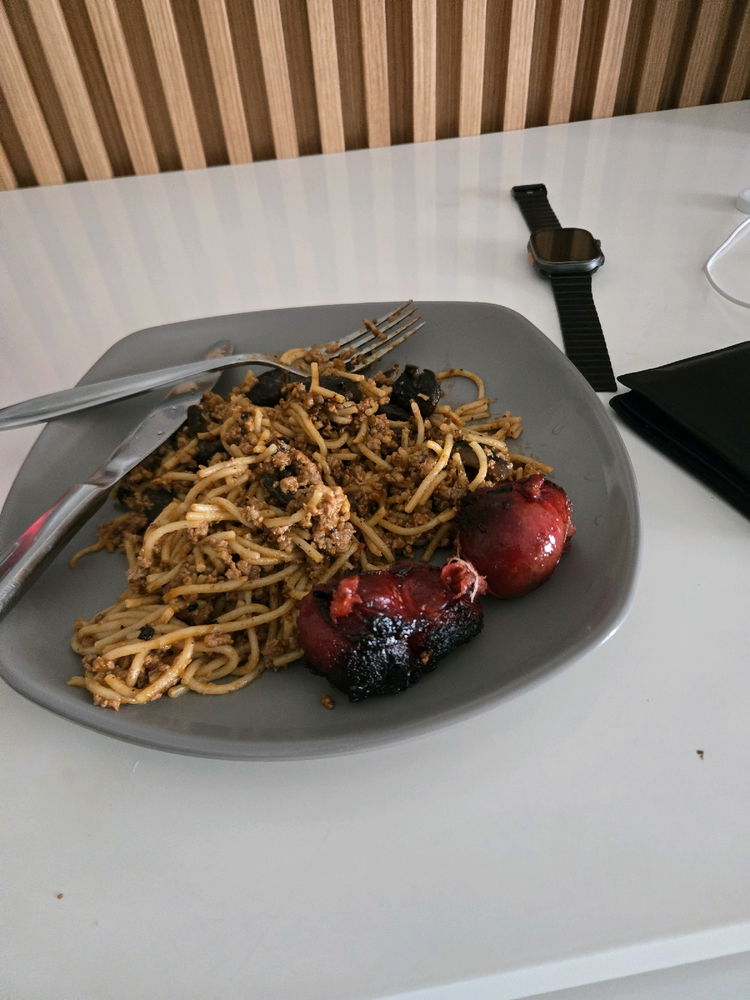 I've never cooked chorizo in my life. Does it looked cooked?