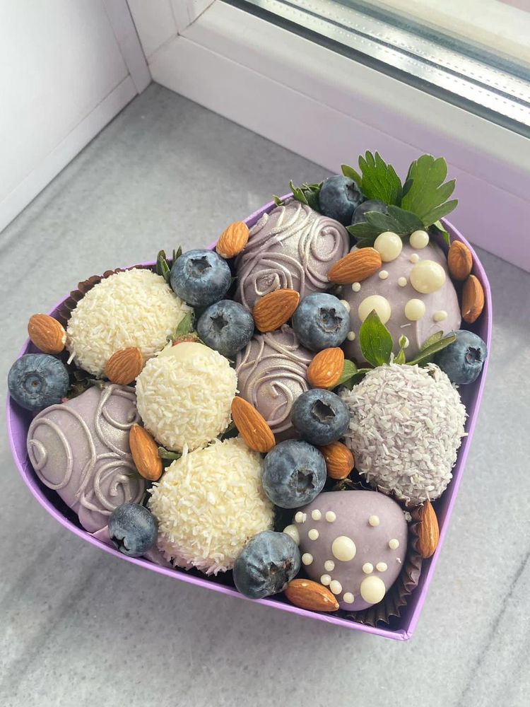 strawberries in chocolate!