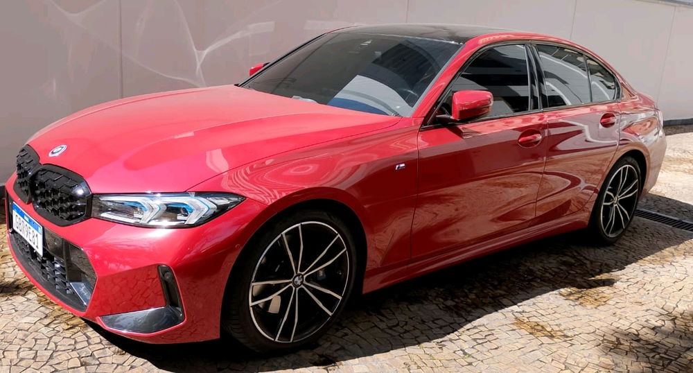 320 red