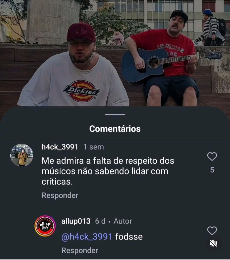 Eu lidando com críticas kkkkkkk