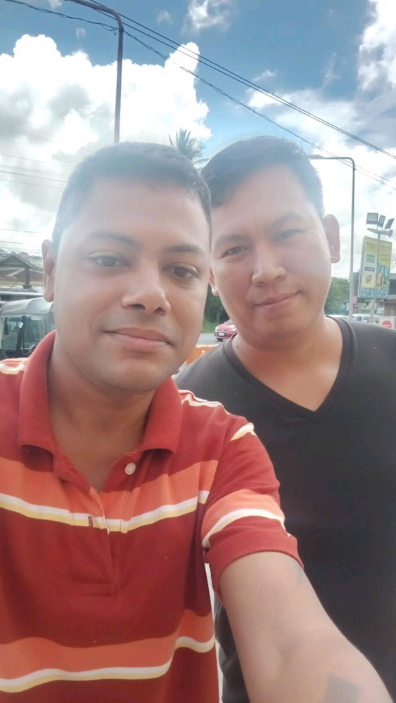 Enjoying a dayoff with friends