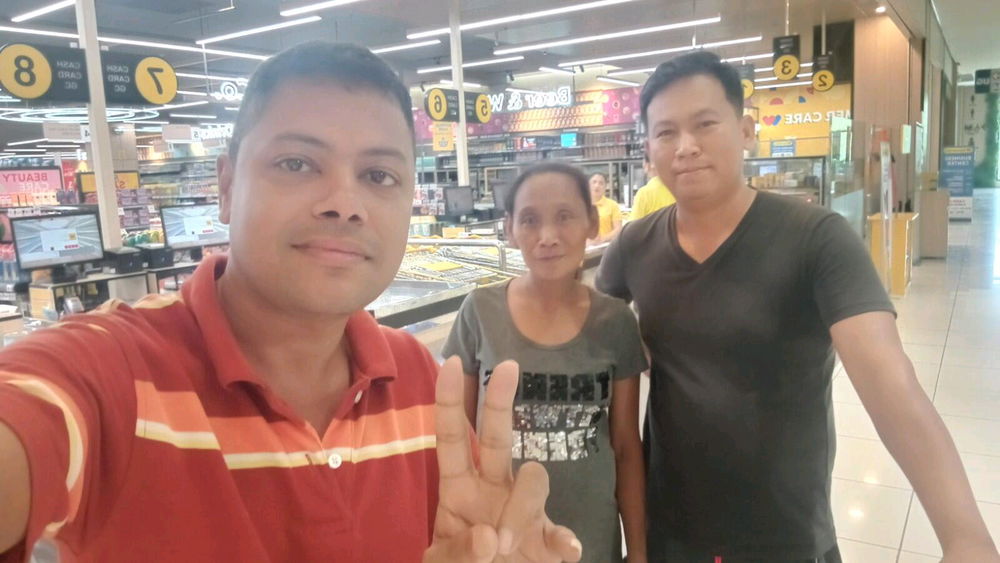 Enjoying a dayoff with friends