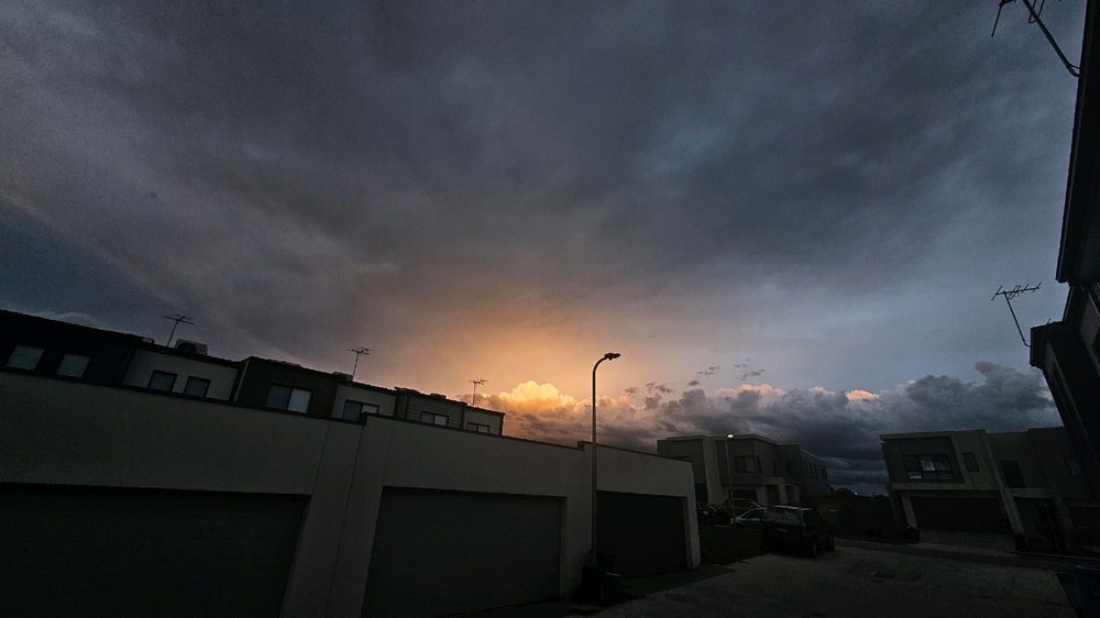 Glowing cloud!