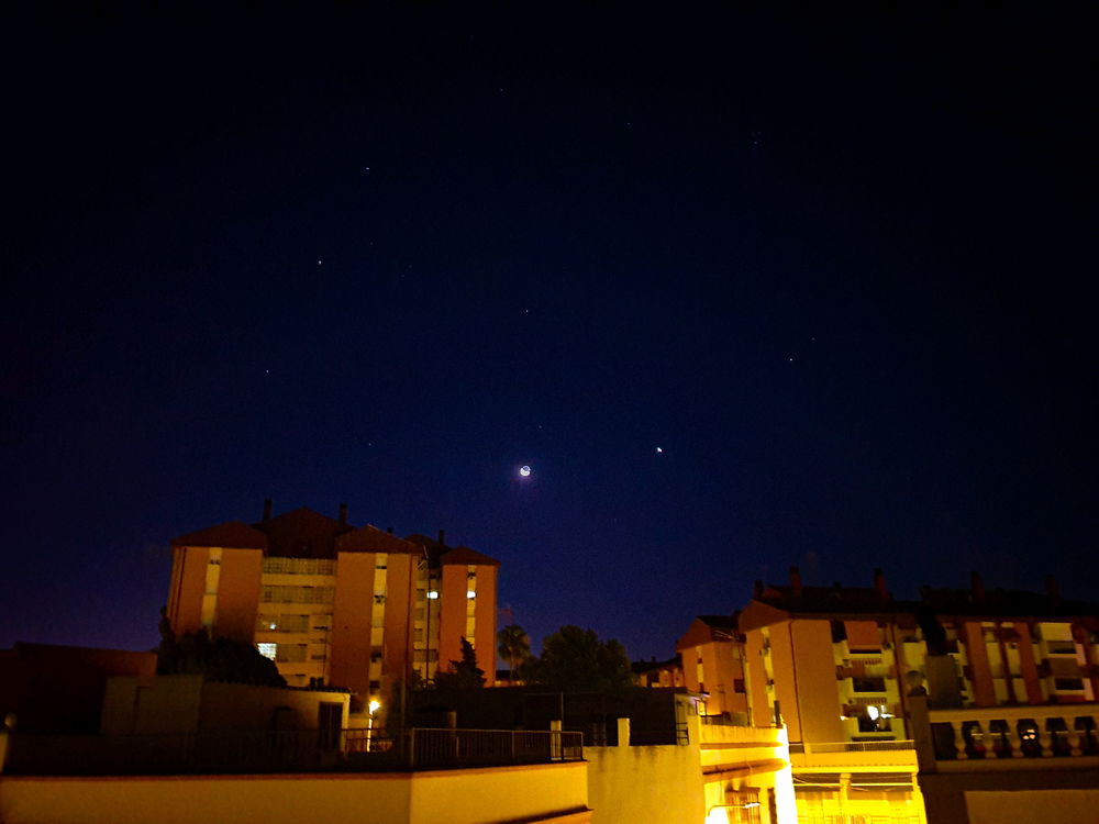 The moon, venus and pleiades together on the sky! 🌙🪐🌠