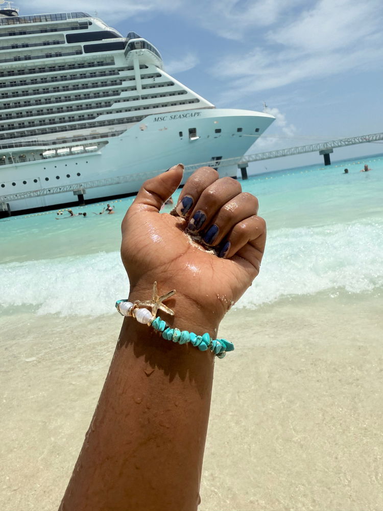 The Bahamas was so fun 💧 Any cool places y’all have been?