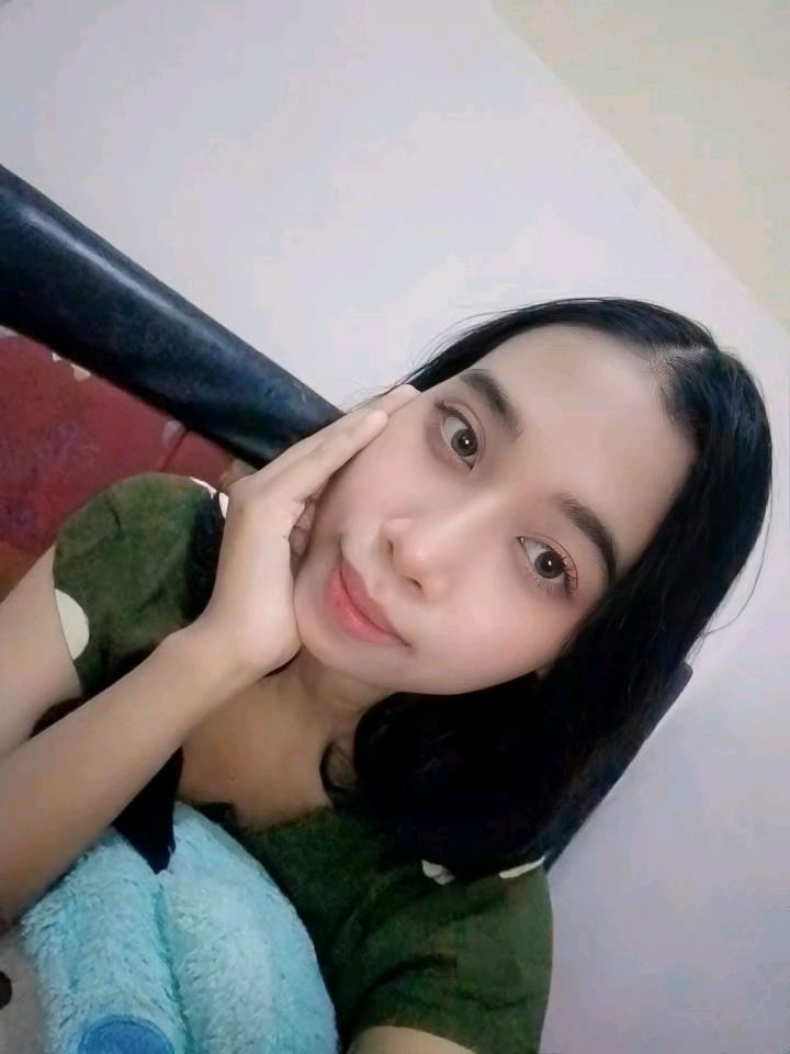 Me without makeup