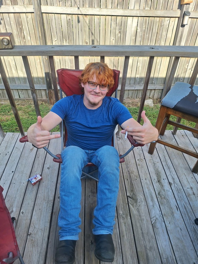 Bro rigged my chair