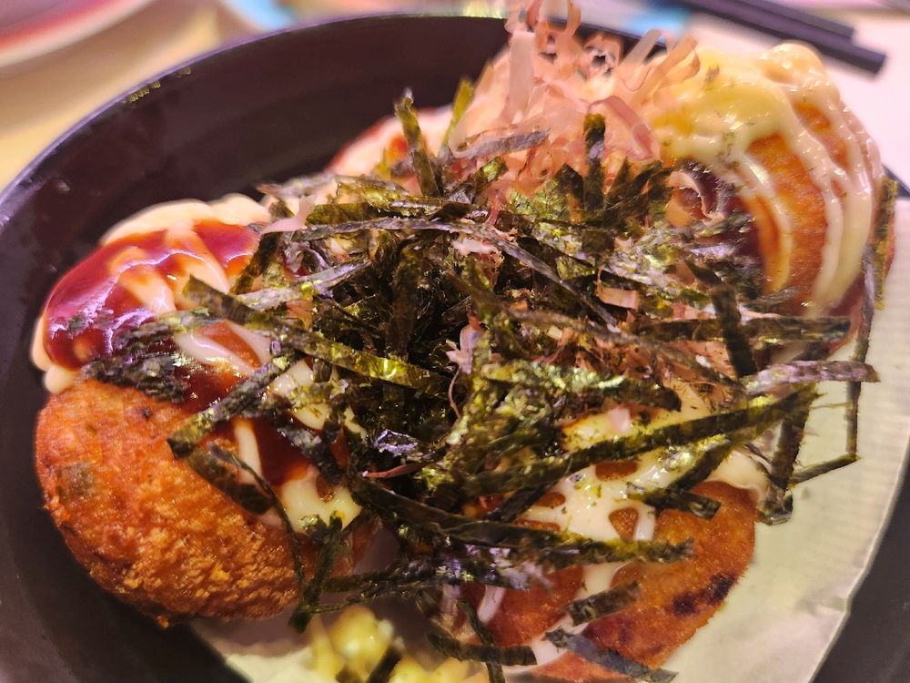 Takoyaki... 🍘🧆🐙🍢🥢