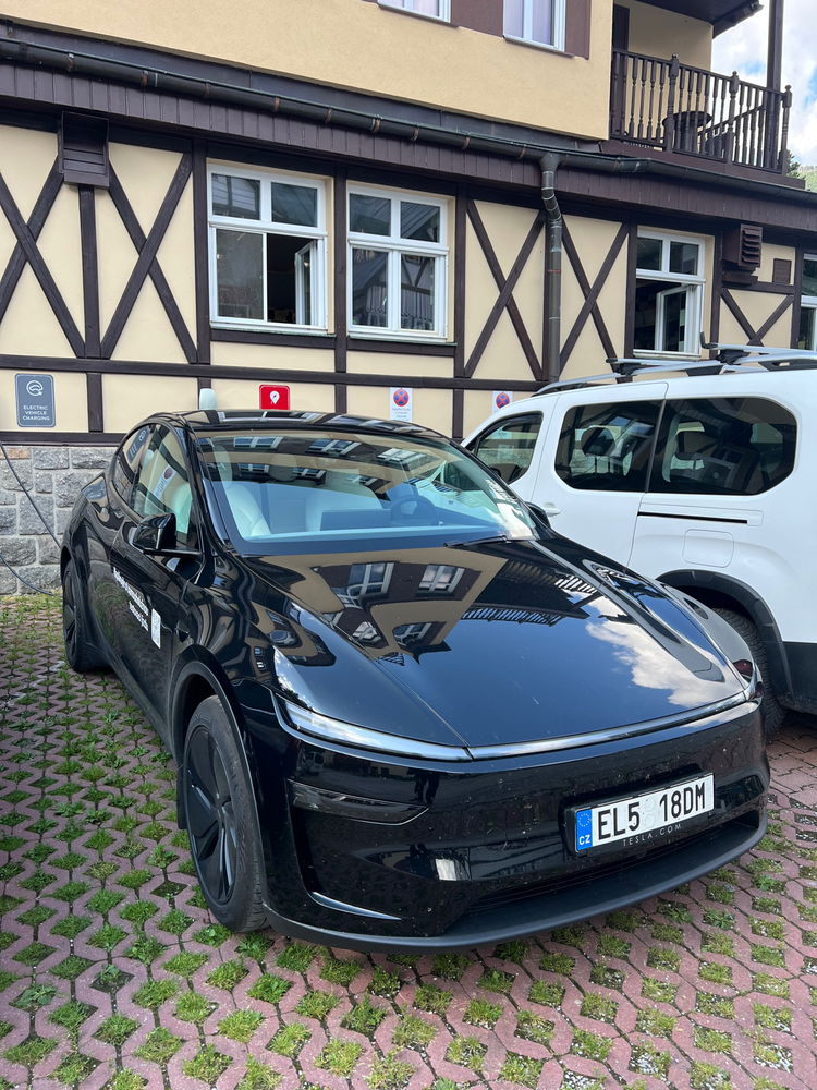 Otázka pro holky radši elektro, nebo spalovák ? 🤔😀