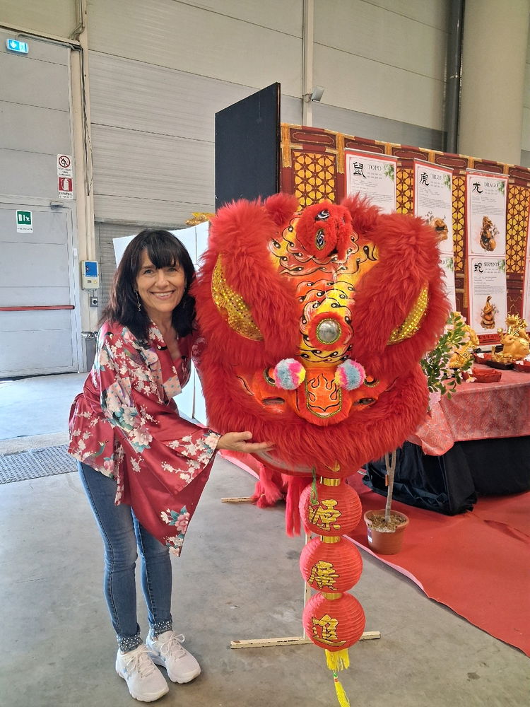 Amo la cultura cinese e giapponese.
Le loro tradizioni, il loro rispetto, la loro filosofia. 
Un giorno spero di visitare queste due nazioni😊
Intanto vado ai festival del Oriente
Magra consolazione🥲

E voi?