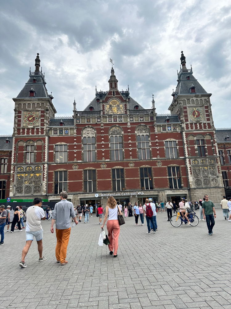 Pela Holanda