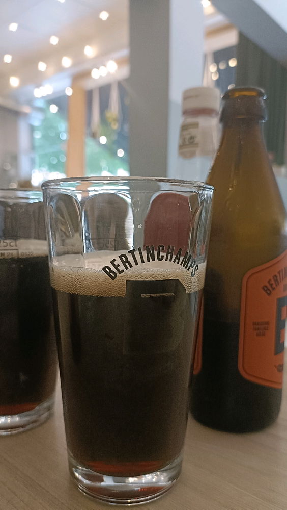 Pause bière après plusieurs heures de train 😅