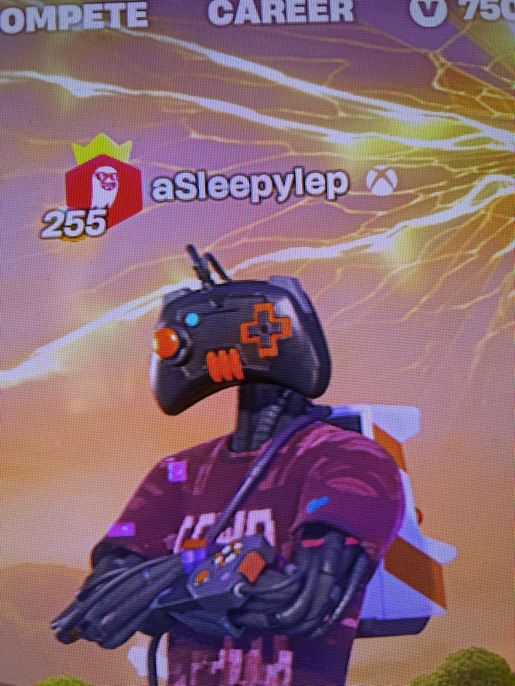 Fortnite anyone??