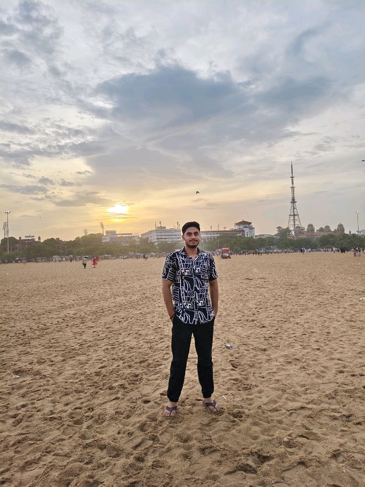 Beach is here