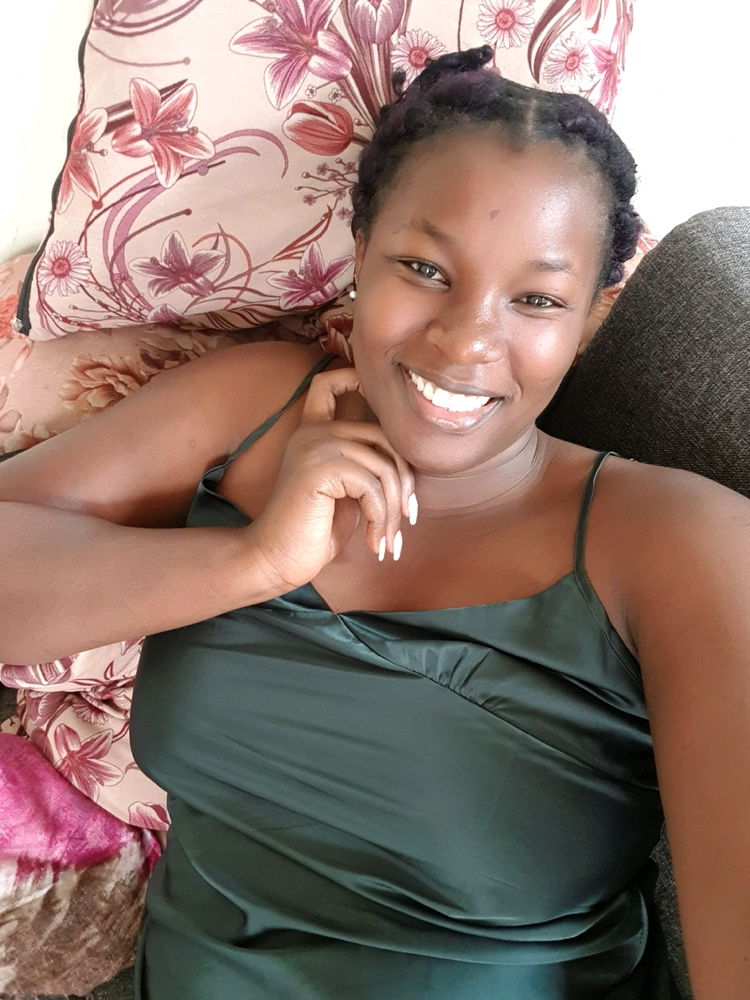 Hello Friday 🥳 🎉