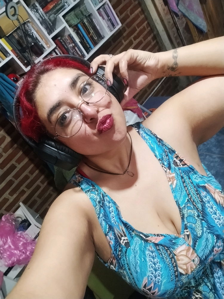 Volve verano,Moni aún te ama xD