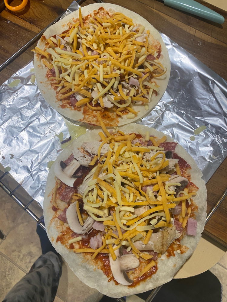 Mini pizzas for lunch