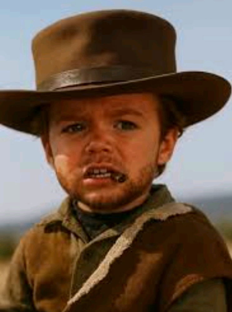 Clint Eastwood enfant vous souhaite un bon week-end et pour ceux qui travaille, un bon courage 😁