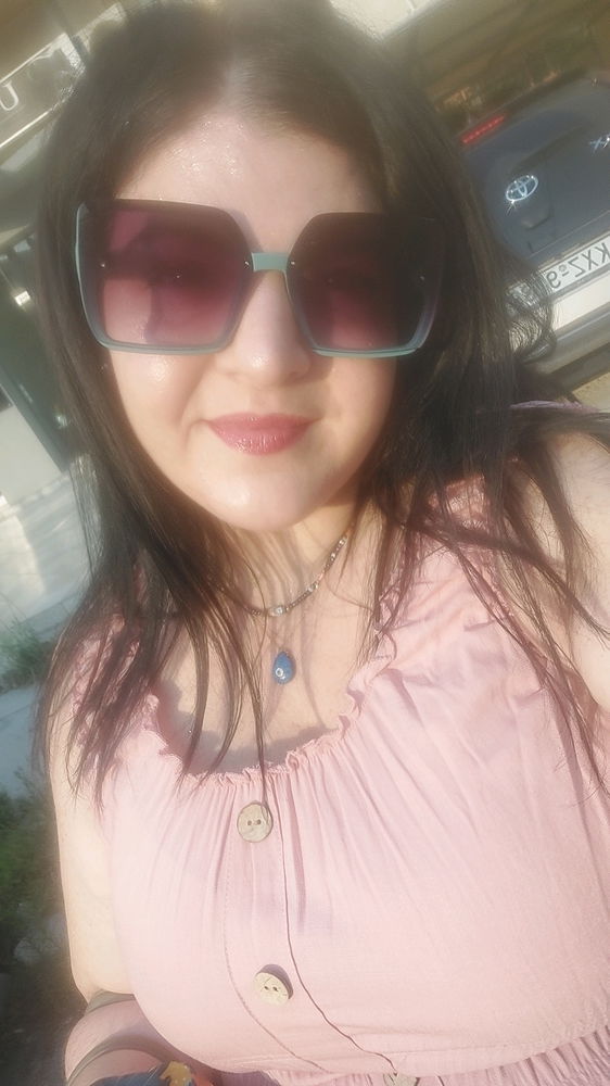 Just stay and look into my eyes... 💞✨️