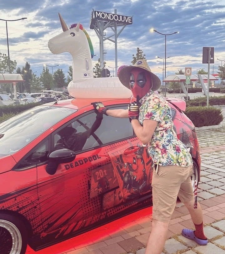 Un po' di ignorantagine ieri sera al Hardcore drivers Midnight meeting 🦄🫶🏻✨
