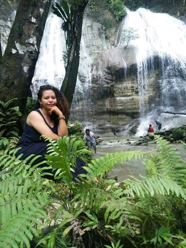 Air terjun Karmon. Biak island