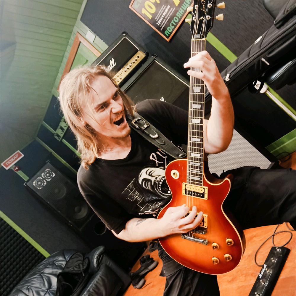Вдарим рок в этой дыре 🎸