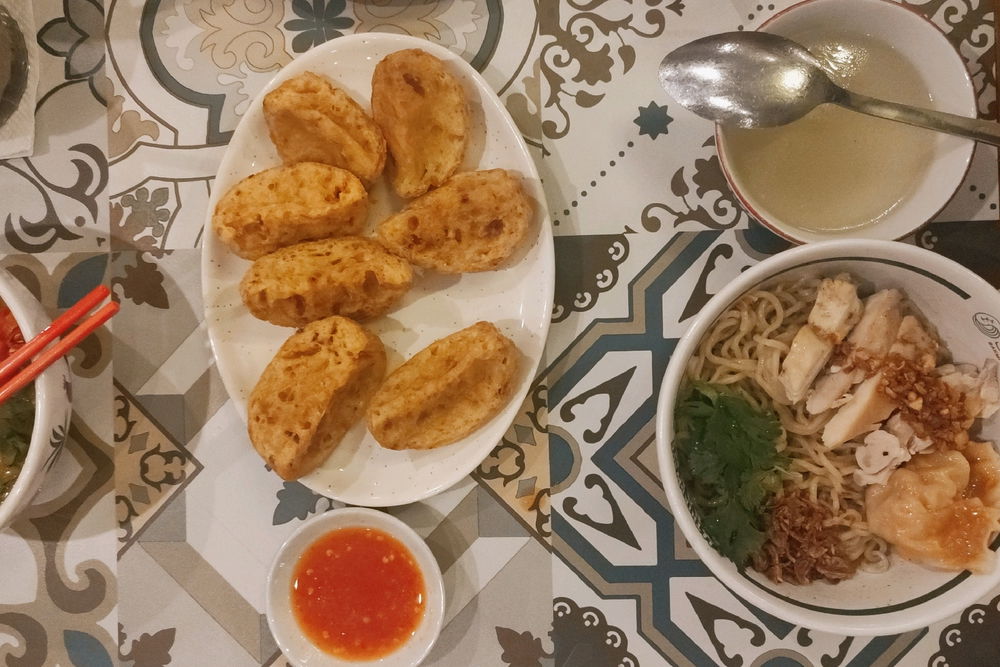 🍜🍜🧆🧆🍗🍗🥟🥟🥢