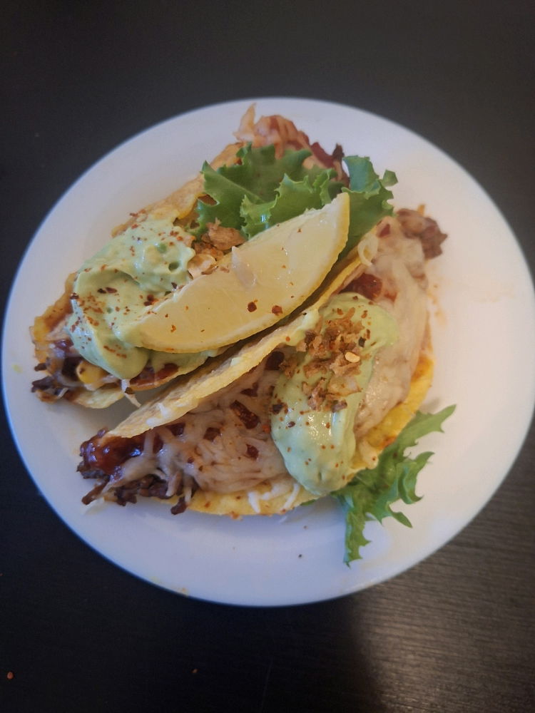 Hackfleisch und Guacamole
