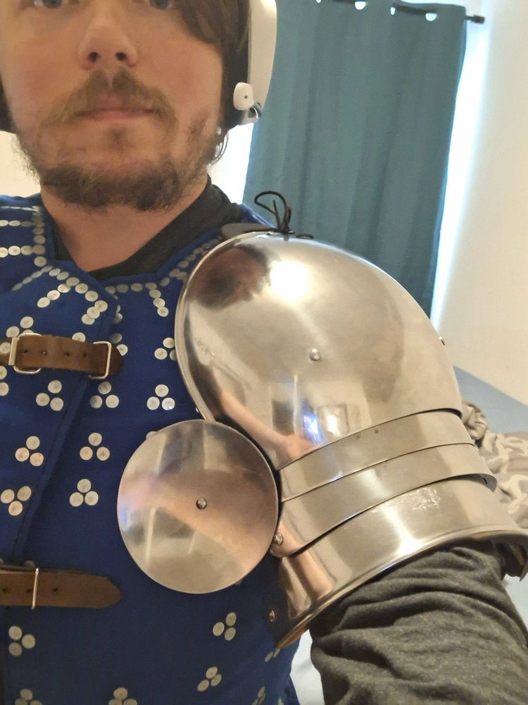 New Pauldrons!
