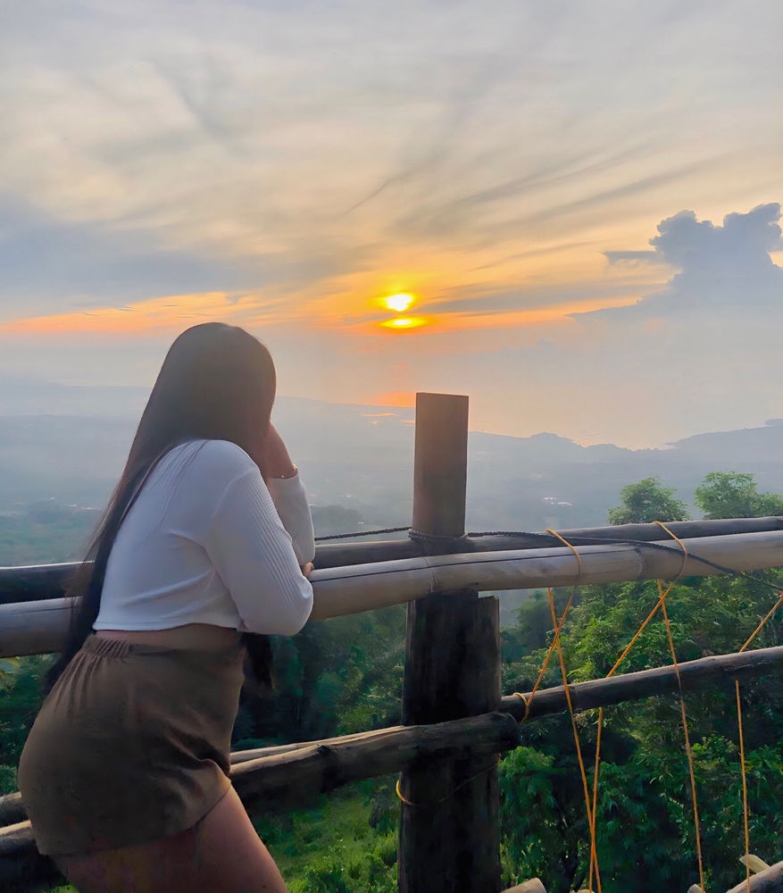 🌅