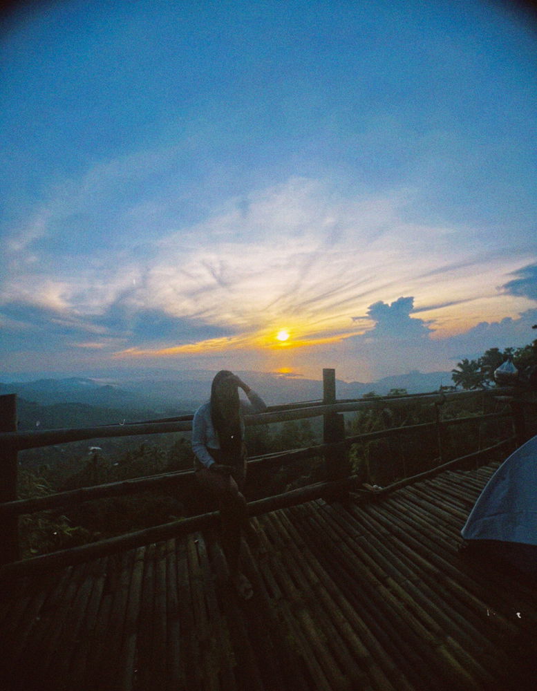 🌅