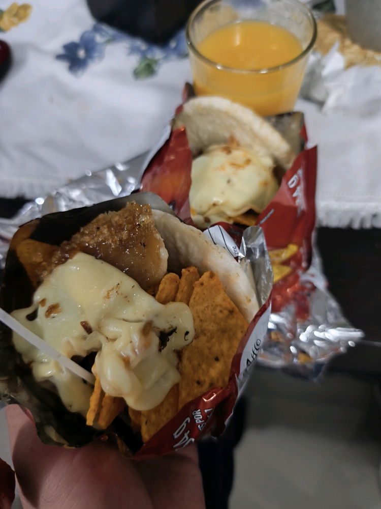 Dorilocos y lechona