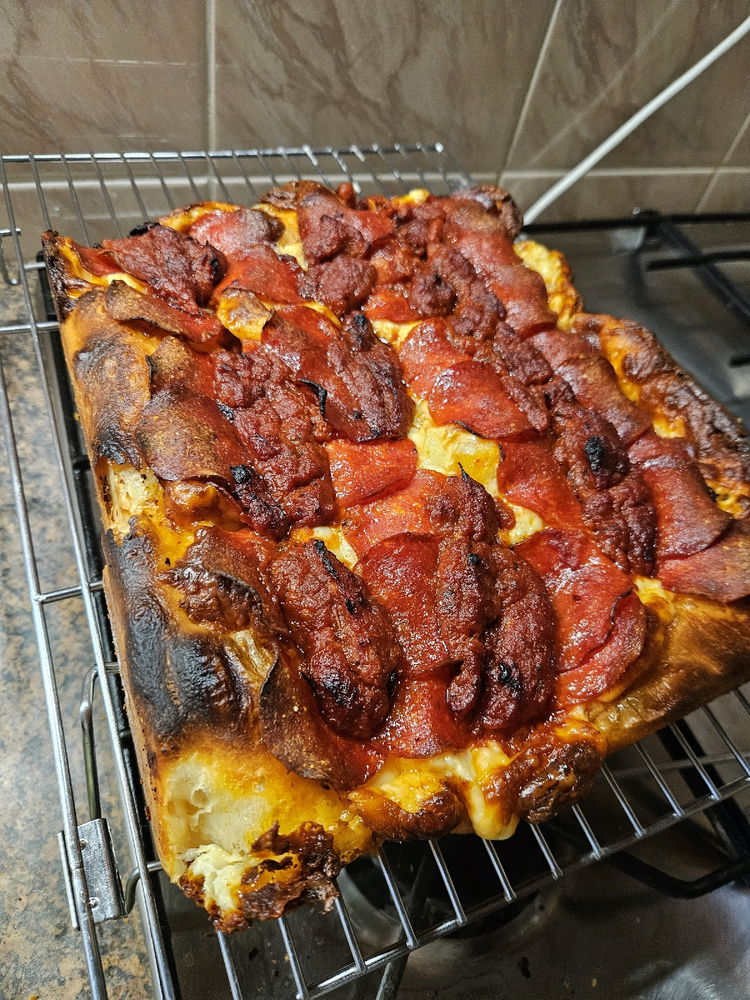 Detroit style pizza