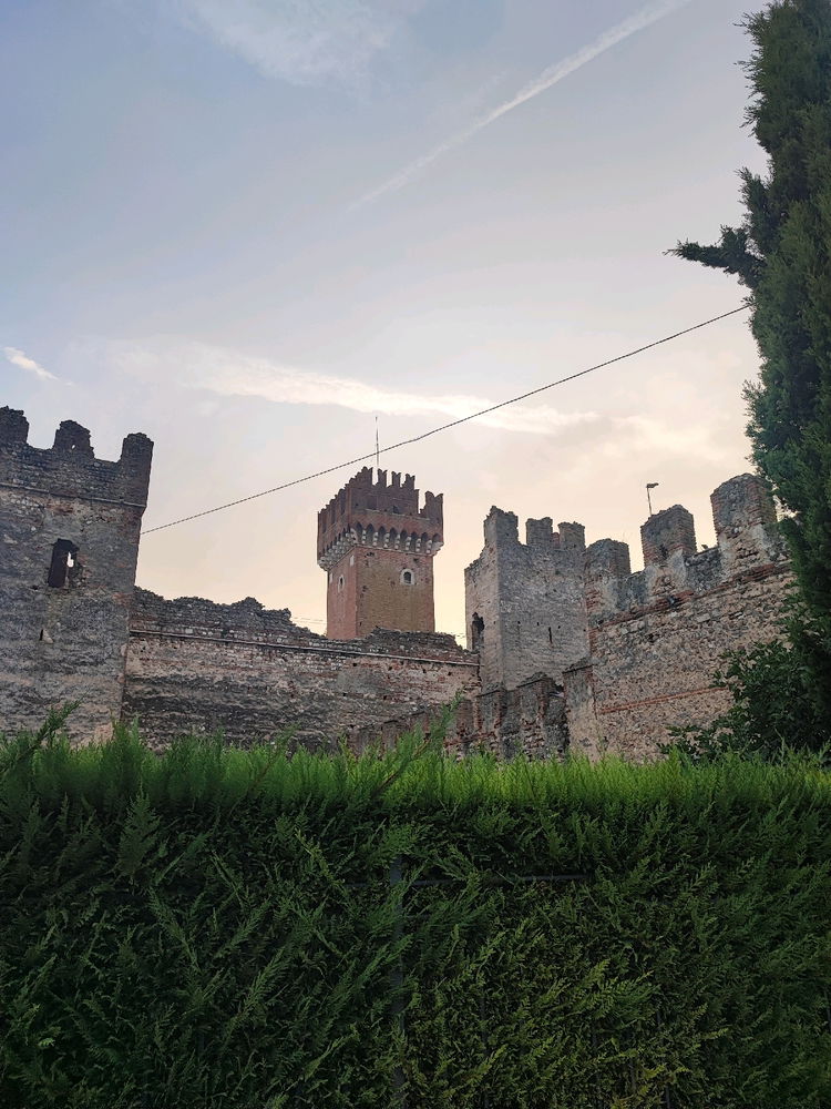 Lazise by night (Lago di Garda )
